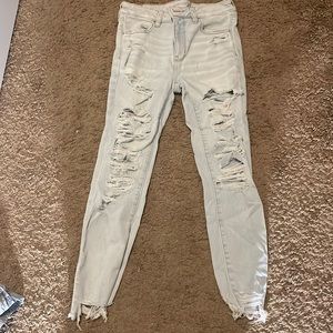 super ripped skinny jeans!